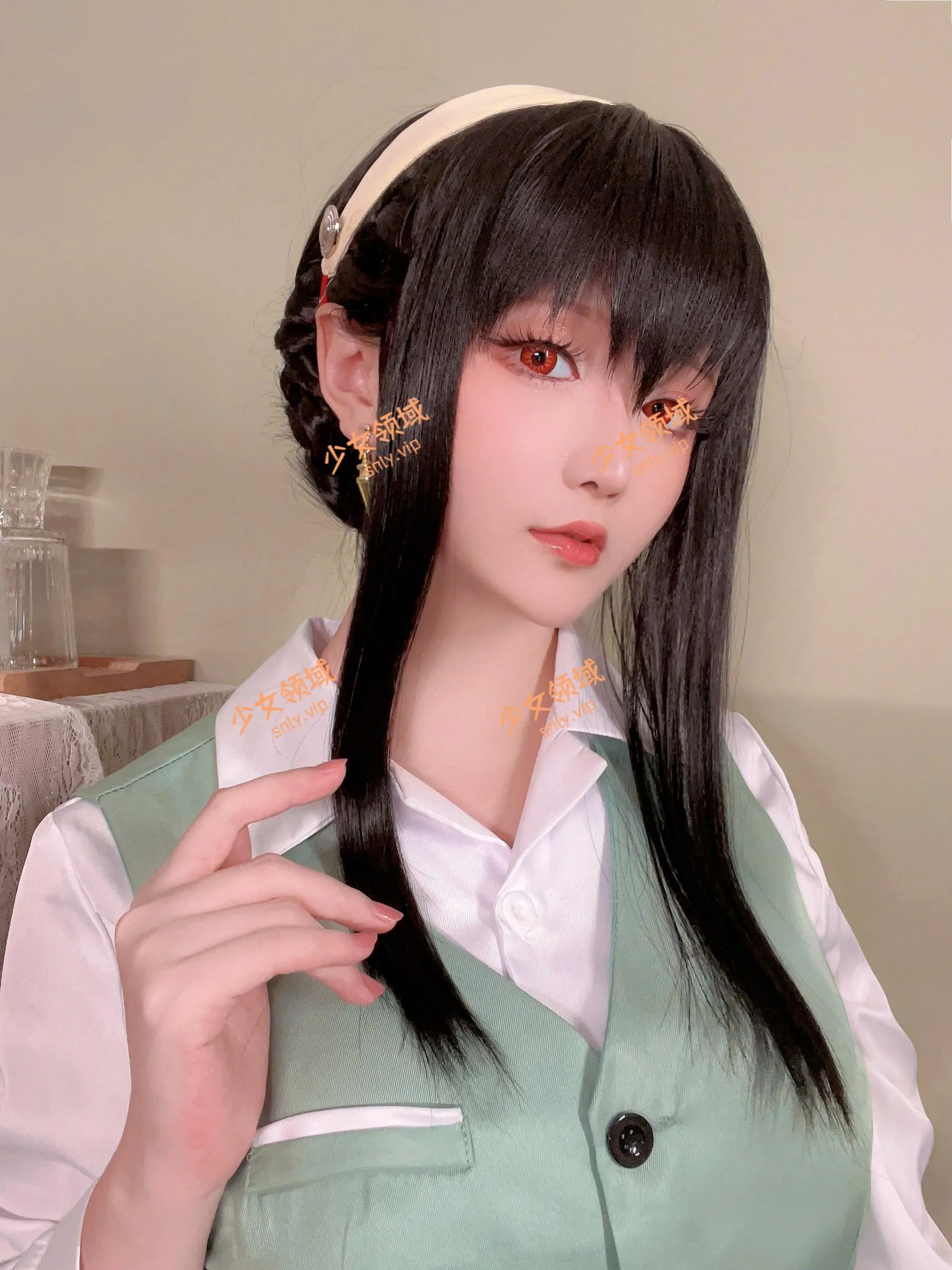 星之迟迟 – NO.139 约尔圣诞2 OL制服 [72P]插图9